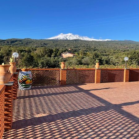 Apartamento Camia Etna House Piedimonte Etneo Exterior foto