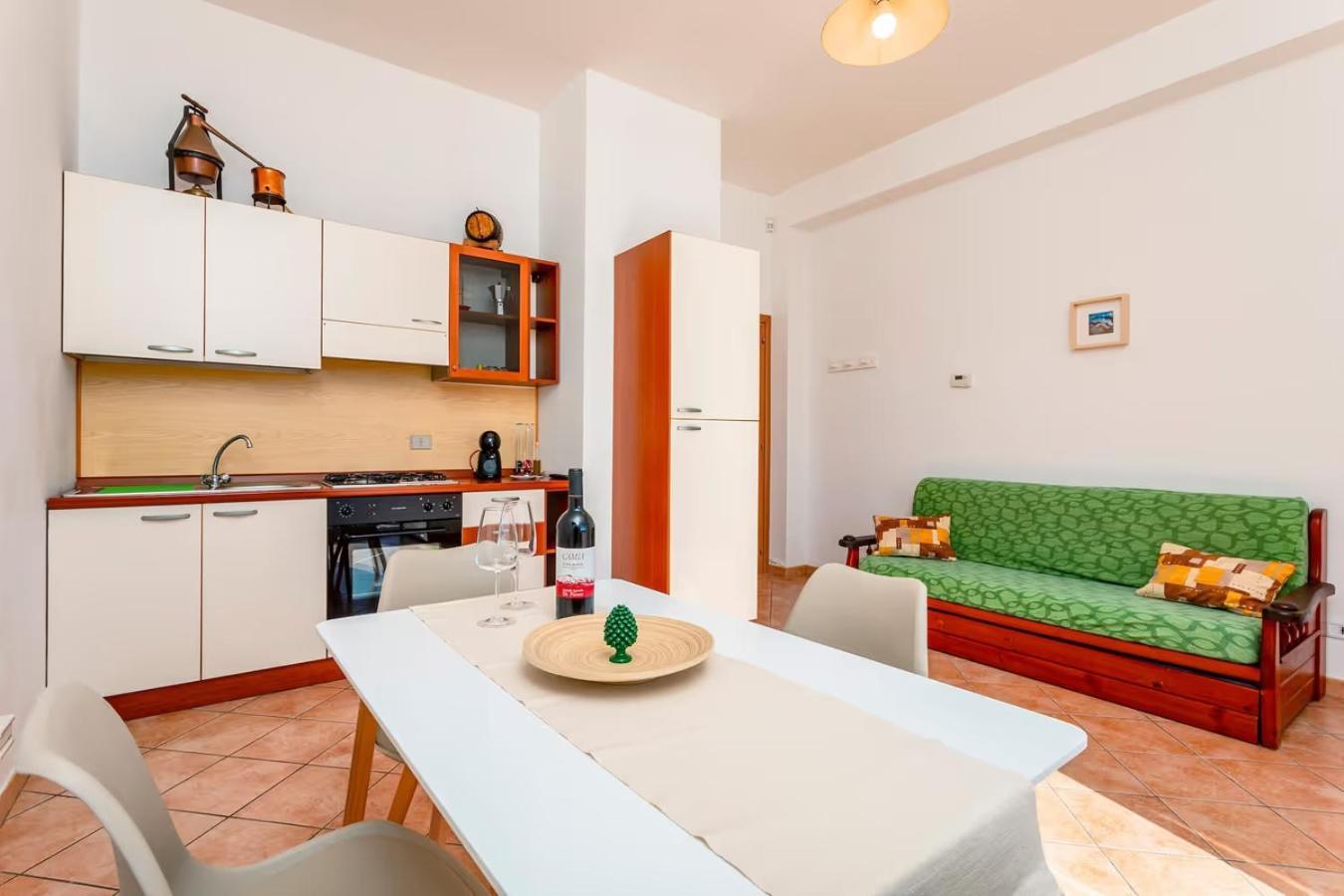 Apartamento Camia Etna House Piedimonte Etneo Exterior foto