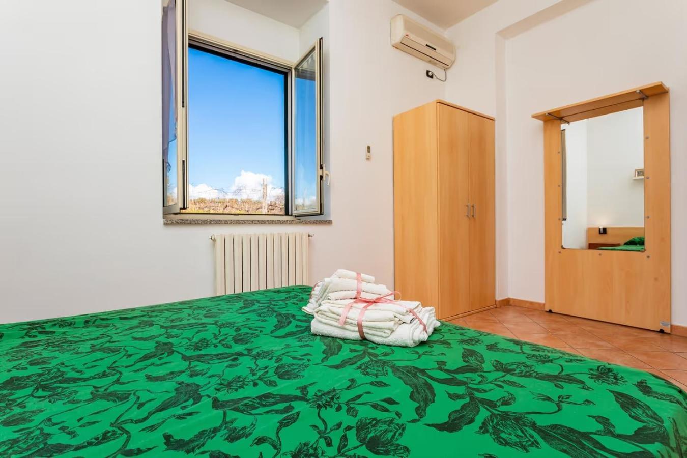 Apartamento Camia Etna House Piedimonte Etneo Exterior foto