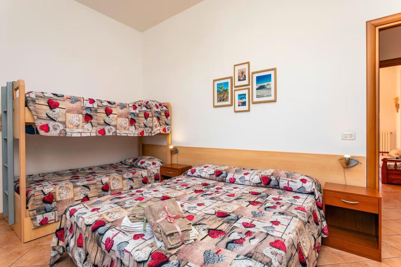 Apartamento Camia Etna House Piedimonte Etneo Exterior foto